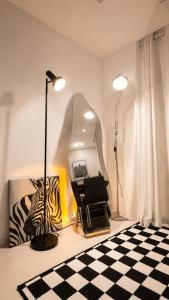 Urban Retreat 3-Min Walk from Achasan Station, 15-Min to Seongsu, Tranquil Space for Relaxation