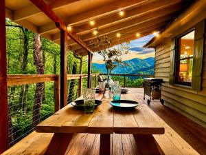 Above the Clouds Cabin