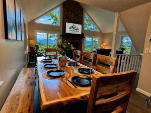 Above the Clouds Cabin