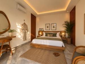 Hibiscus Private Pool Villas, Rice Field Views, Canggu by Nusa Havens