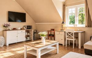 1 Bedroom Amazing Apartment In Spychowo