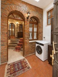 Guva Stone House Mangalem