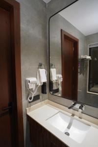 Hotel Shivora