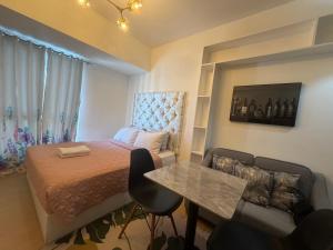 Chic & Cozy Studio Unit At Centrio Tower