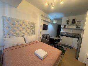 Chic & Cozy Studio Unit At Centrio Tower