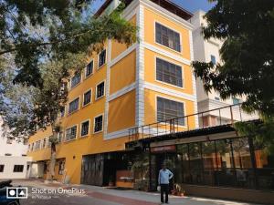Eden Park Hotel & Restaurant