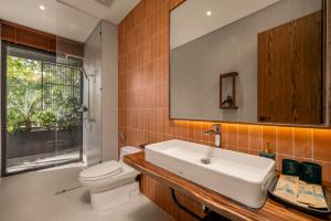 Sandune villa by Kuan