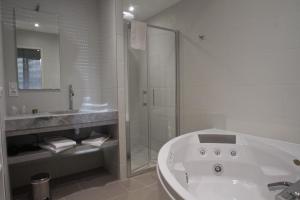 Hotels Hostellerie Saint Germain : photos des chambres