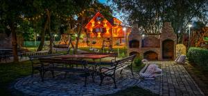 Apartmani Tiski Labud
