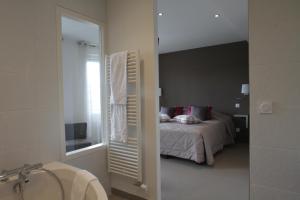 Hotels Hostellerie Saint Germain : photos des chambres