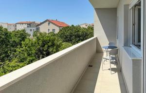1 Bedroom Lovely Apartment In Kastel Stafilic