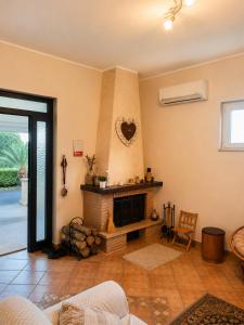 Peaceful Sea-View in A Formia Retreat