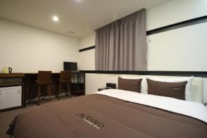 Busan Station Dino Hotel