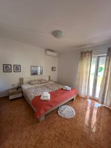 Apartments and Rooms Markovski