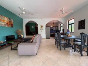 Baan Santilay Tropical 3BR Villa & Private Pool