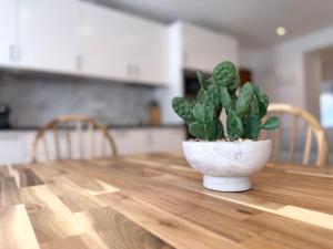 RYC Central Beach Apartment