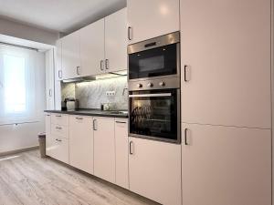 RYC Central Beach Apartment