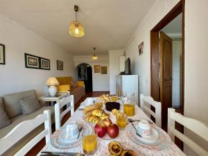 VILAMOURA CLASSIC 3 WITH POOL by HOMING