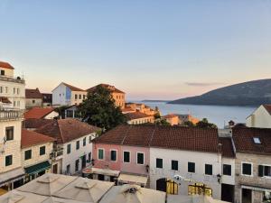 Clock Tower Apartments Duplex Old Town Herceg Novi