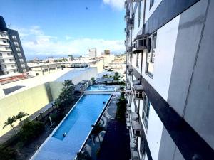 Stylish City Living At Centrio Tower