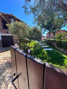 Villetta Tavolara Relax con giardino vicino al mare