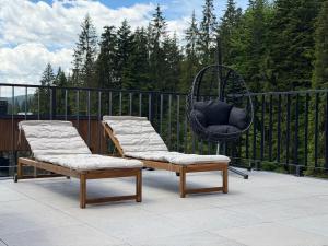 Chalet Velvet by Fomich