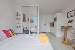 Cap dAil - Studio - Terrace with sea view - Malabo