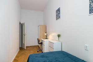 Mokotowska ROOMs in shared Apartment near Plac Konstytucji SuperApart