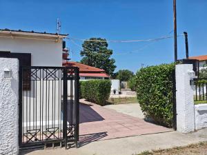 Theodoras Cottage