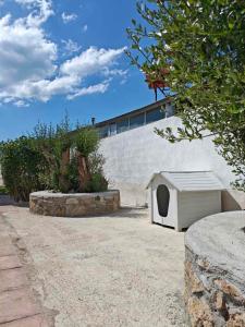 Theodoras Cottage