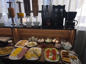 Haris Hotel & Suites