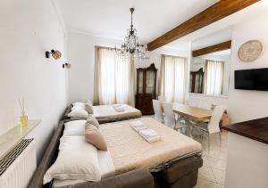 Trastevere Garden House - Historic Home with Large Garden