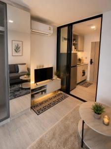 Cozy Condominium Atmoz Tropicana Bangna
