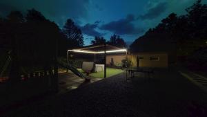 FAMILY APARTMAN