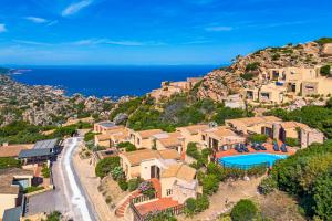 SOLO AMORE - residence con piscina Costa Paradiso Sardegna