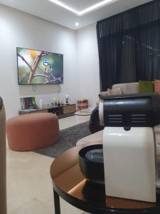 Premium 2-Bedroom Apartment Luxury & Comfort