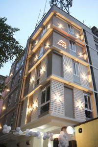 AS Living Guest House - A boutique stay near Apollo Hospital, City Center Mall, PhysicsWallah, Allen, SPM