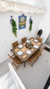 Casa tradicional- 3 quartos-150m praia no coração da cidade velha