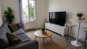 2 MAGNAN appartement climatisé à 3 min de la plage,2min tram