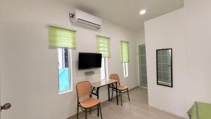Tiny House Cikgu 2 - Room Stay