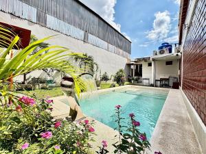 Piscina Privada Casa a 5Min centro 3HAB con AC