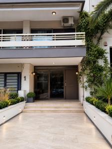 Royal Riviera Seafront Duplex