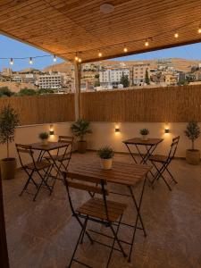 Sky Royal Hotel