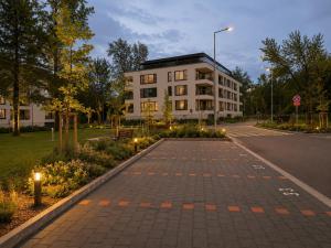 Lake Resort by STN