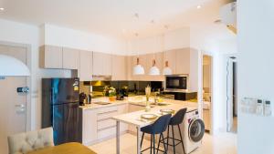 Cassia Residences by Best Rent Phuket