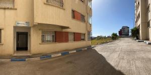 2BR Cozy Apartment-Parking Near Beach & TGV
