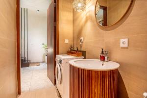 Sunny Cuddles 2BR in Prime Canggu Location