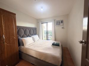One Oasis 2 Bedroom Unit w Basement Parking 5Pax