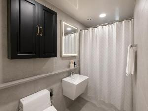 Newly opened, free parking, elevator, hotel bedding, 50-inch TV, Netflix, Yeonsinnae station Lines 3,6,GTX-A
