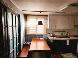 4 Private cozy apartment at Yeonnam and Hongdae